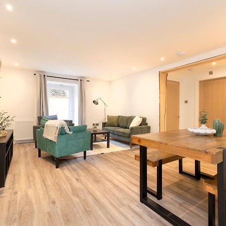 Joivy 3Br Flat In Haymarket With Free Parking Edinburgh Exterior photo